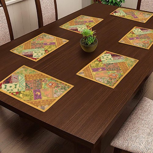 Table placemats patch - table, 18"